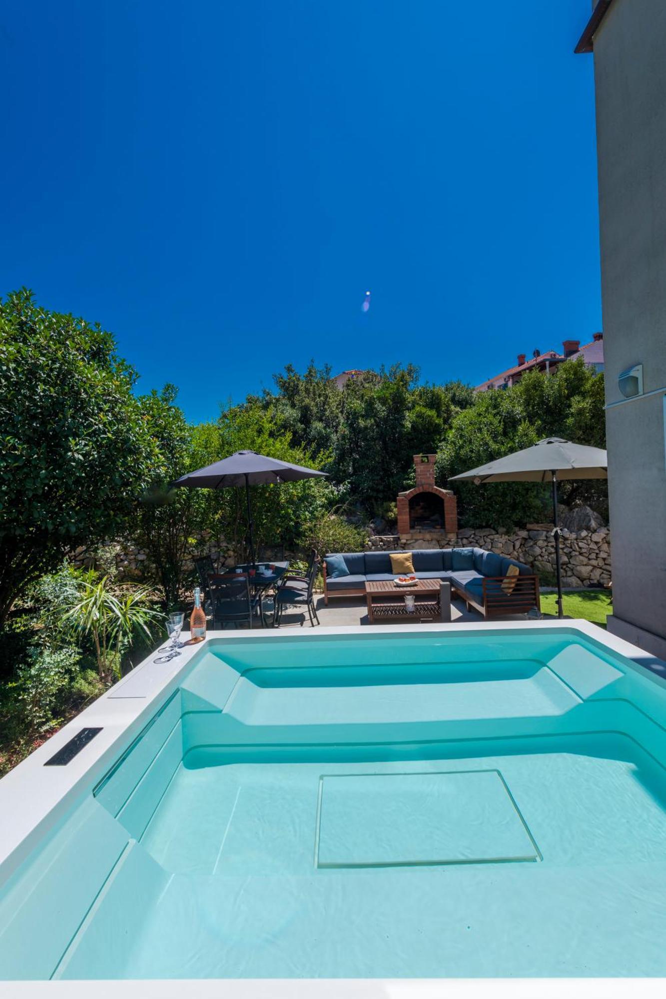 Apartment With Terrace And Mini Pool Green Gold Dubrovnik Exteriör bild